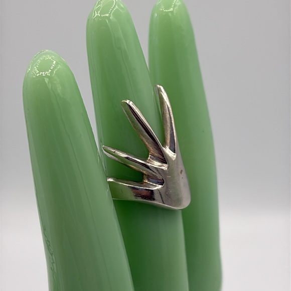 Vintage Modernist Abstract Ring - Picture 2 of 3